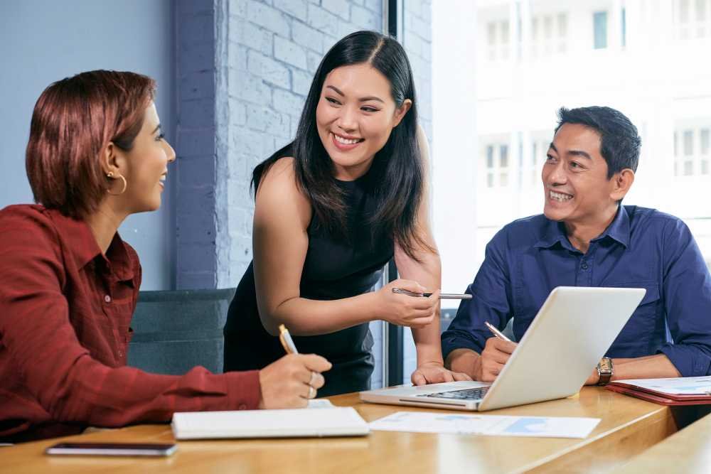 Malaysian SEO experts in a SEO company (illustration)